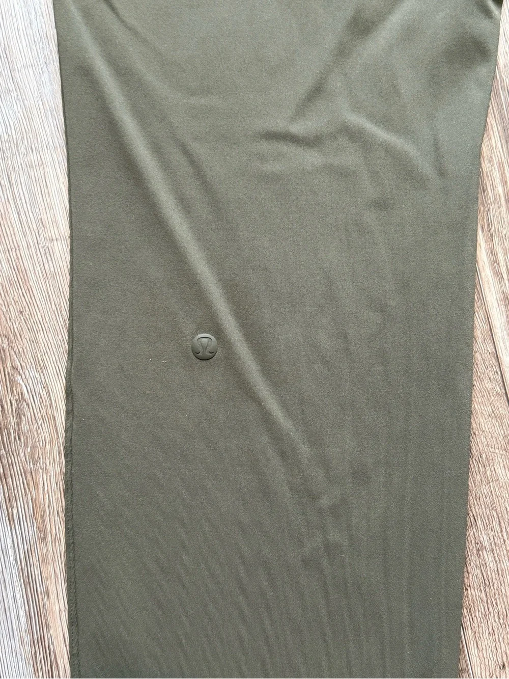 lululemon athletica Olive Drawstring Jogger